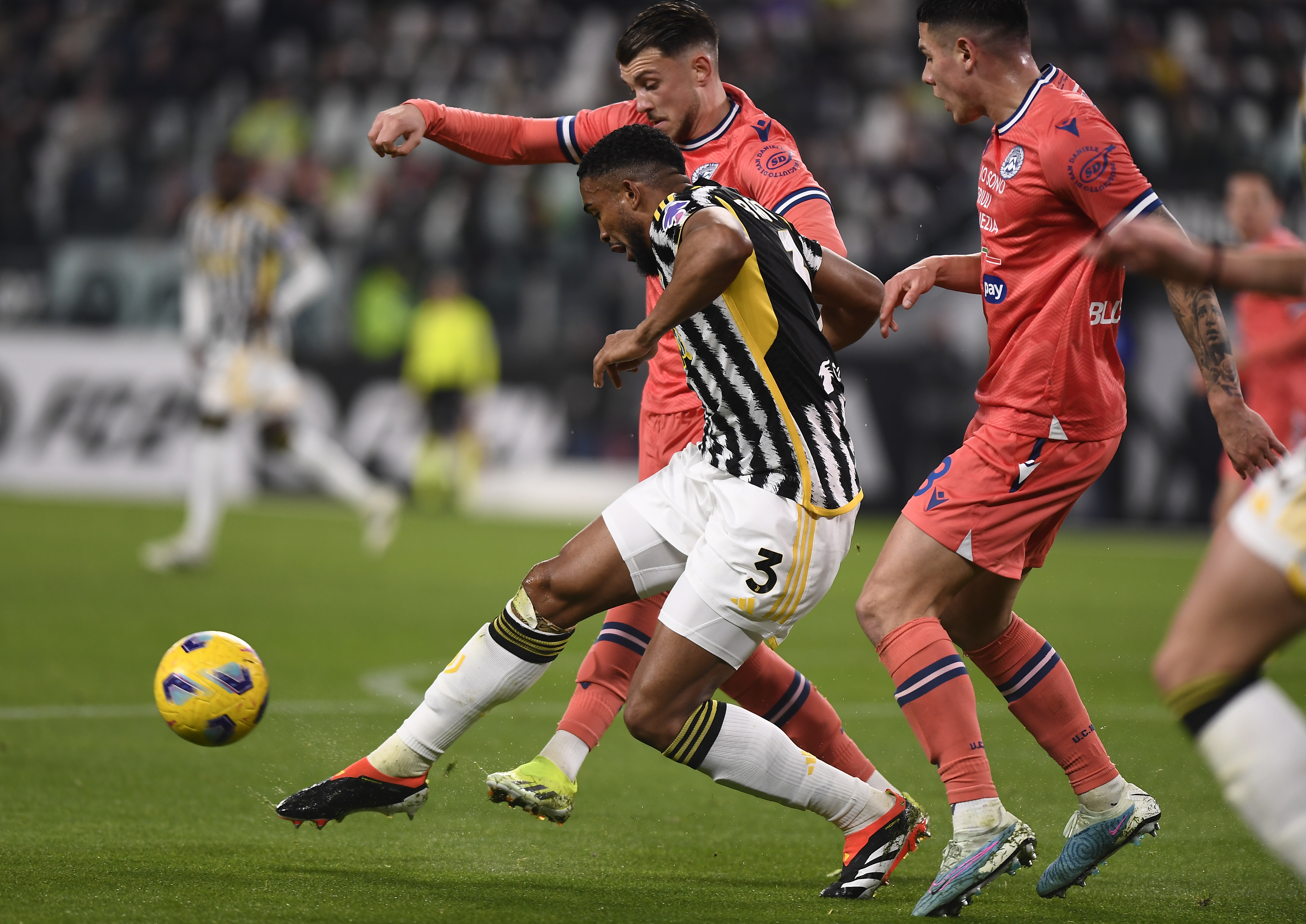 爱游戏中国-尤文后卫神勇救险，助球队成功保级，孩子到了知道内容国家最后.的简单介绍-爱游戏中国